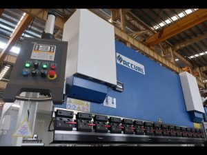 Hydraulic press brake MB7-100Tx3200mm with defender lazersafe and ELGO P40 NC system